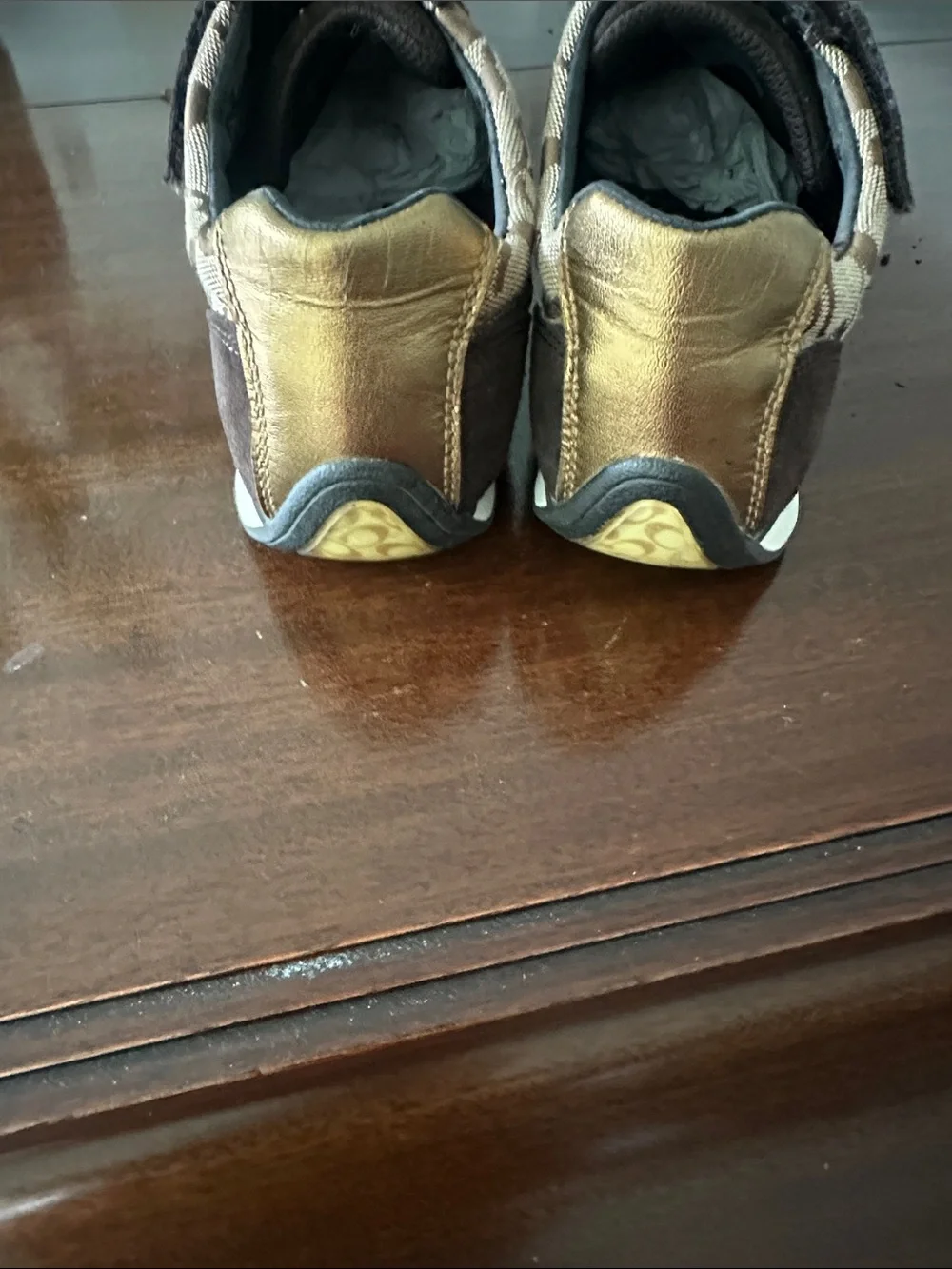 Coach comfortable women’s